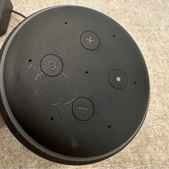 Amazon Echo 2nd Generation (used) - Picture 3 of 6